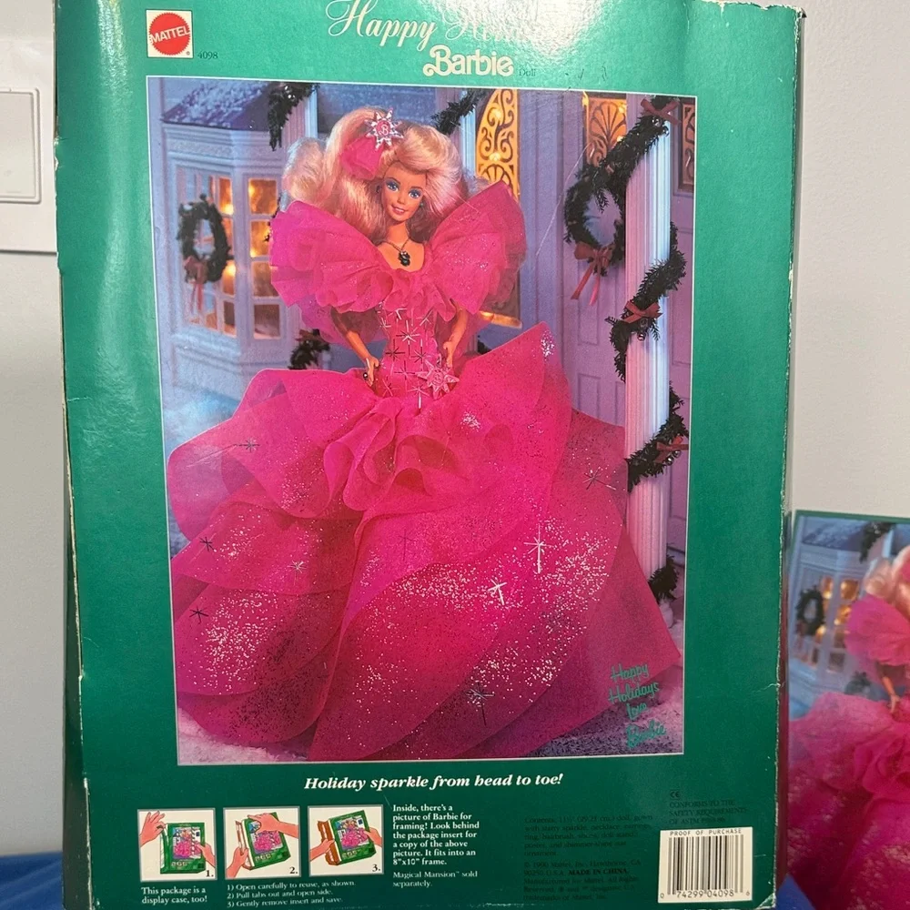 Vintage 1990 Special Edition Barbie Festive Pink Gown Doll and keepsake ornament - Picture 7 of 10